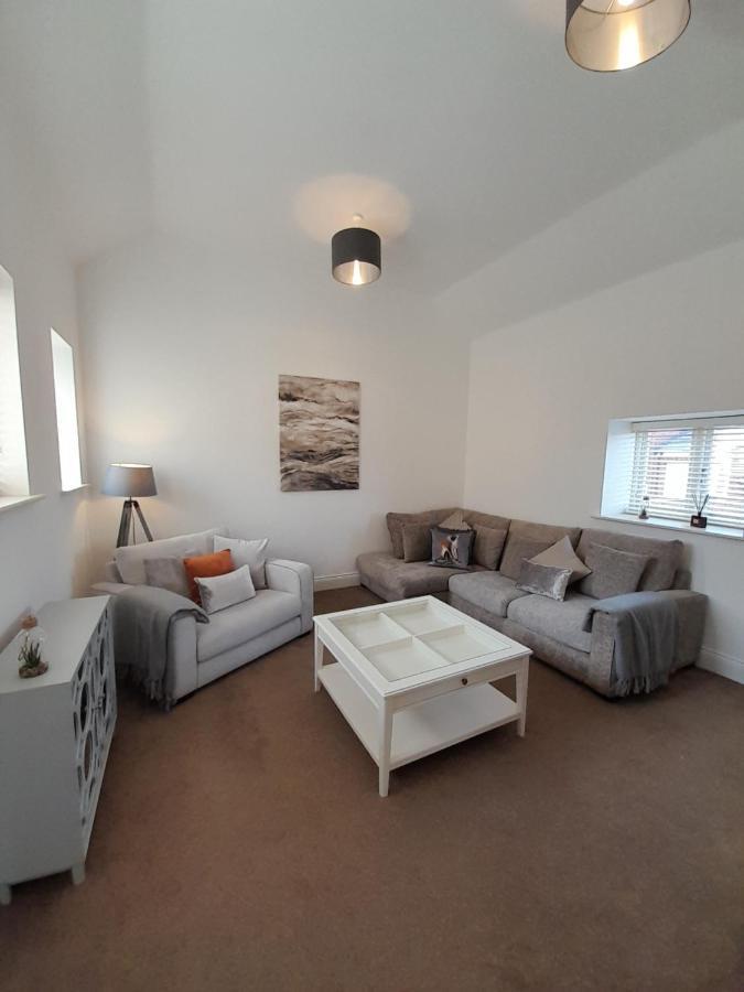 The Stables A Contractor Family 2 Bed Town House In Central Melton Mowbray Exterior foto
