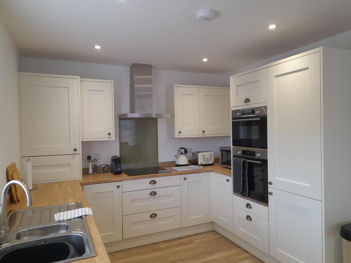 The Stables A Contractor Family 2 Bed Town House In Central Melton Mowbray Exterior foto