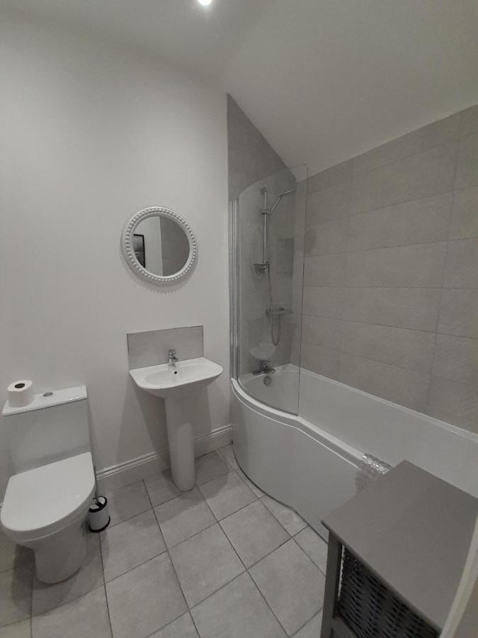 The Stables A Contractor Family 2 Bed Town House In Central Melton Mowbray Exterior foto